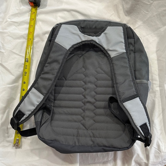 Minecraft grey backpack - Picture 2 of 9